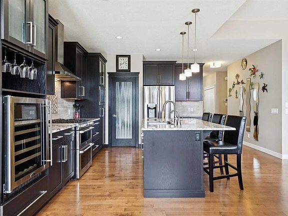 4th image of 27 E Ridge View Pl