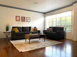 8737 Gregory Way APT D, Beverly Hills, CA 90211