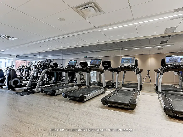 1001 Bay St #514 — Photo 43