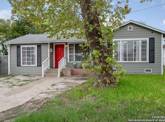 4th image of 435 Ward Ave