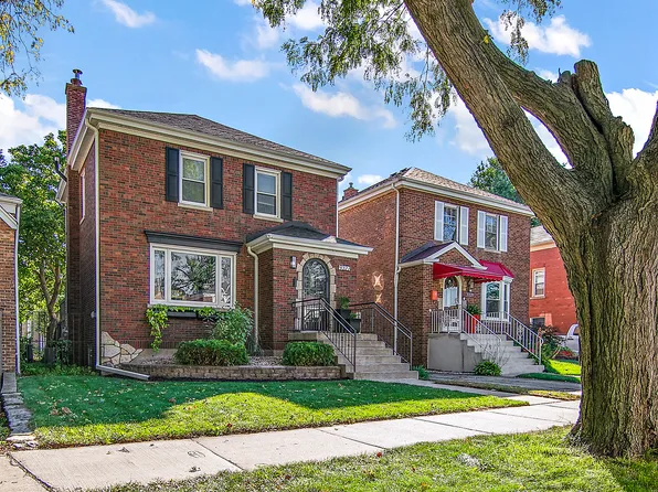 9327 S Claremont Ave, Chicago, IL 60643