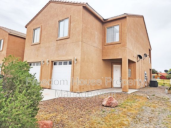 3rd image of 1421 Star Rd #4