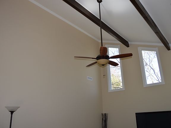 5th image of 12018 S Fox Den Dr