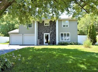 4 Marlin Rd, Centereach, NY 11720