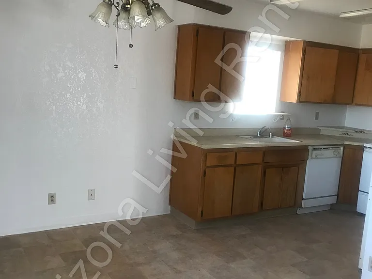 2639 Jamaica Blvd S #1 — Photo 7
