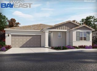 2110 Wildflower Dr, Hollister, CA 95023