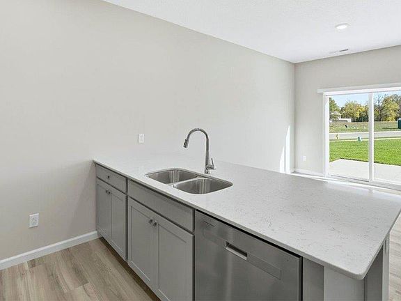 5th image of 1292 Pleasant Hill Pl