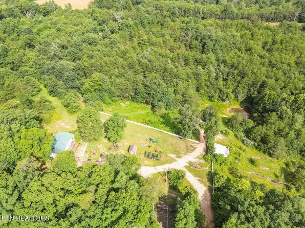 171 Kirkland Dr, Crossville, TN 38555
