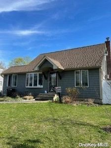 68 Wantagh Avenue, East Islip, NY, 11730