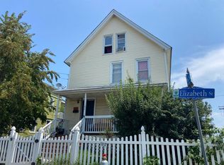 197 Elizabeth St, Bridgeport, CT 06610