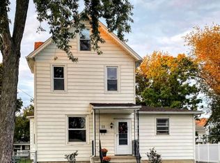 23 W 4th St, Florence, NJ 08518