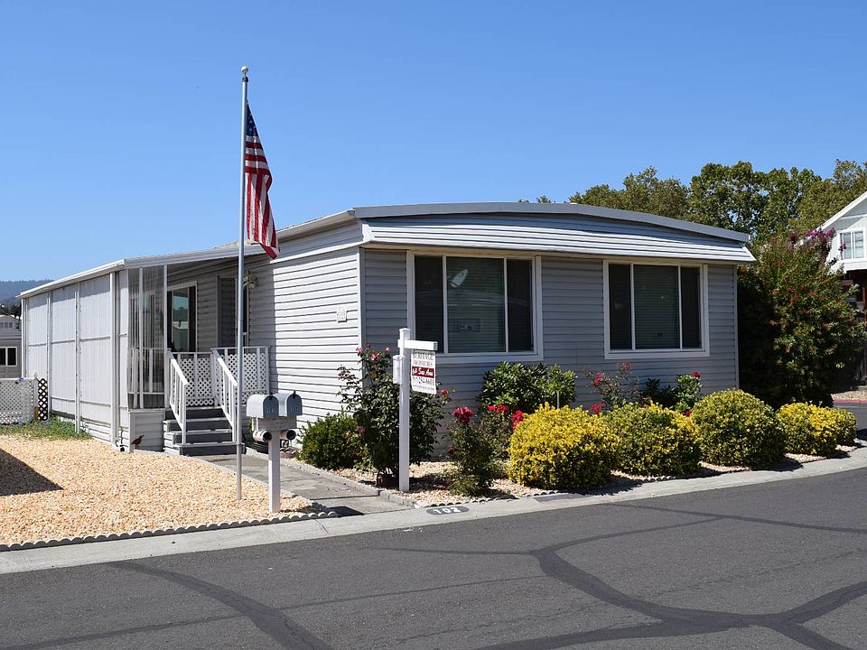 1st image of 102 Hacienda Dr