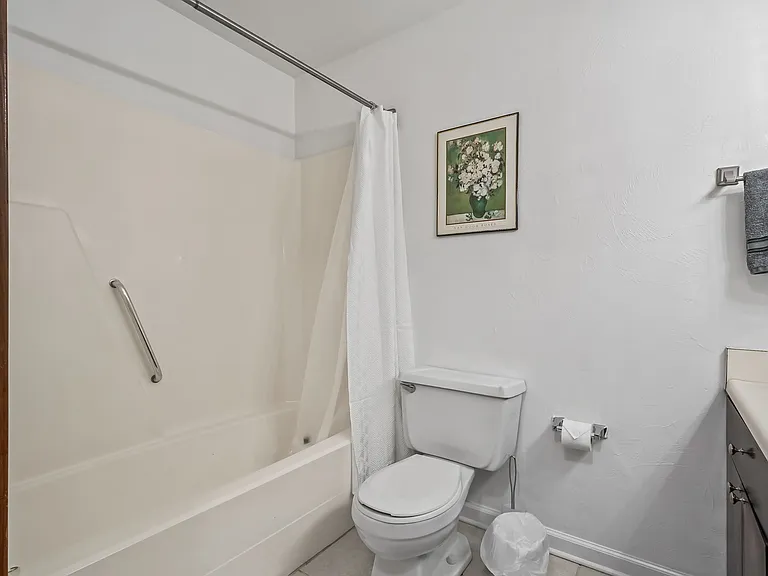 432 Teal Ln #A — Photo 4