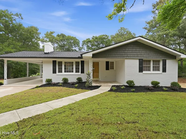 601 Bethesda Avenue, Aberdeen, NC 28315