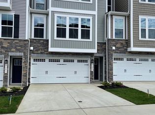 9287 Tanfield Dr, Fredericksburg, VA 22408