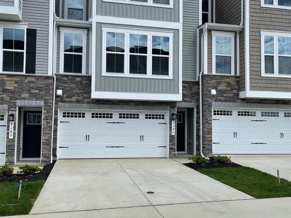 9287 Tanfield Dr, Fredericksburg, VA 22408