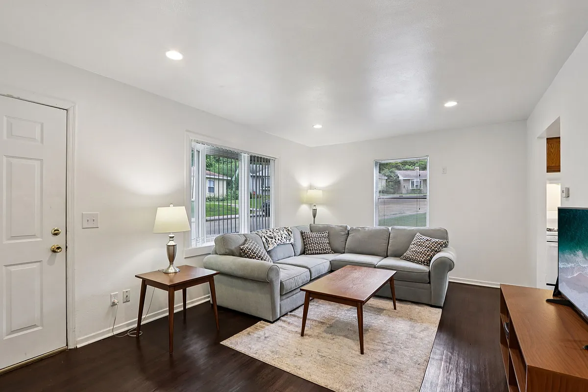 Building Photo - Trillium Homes