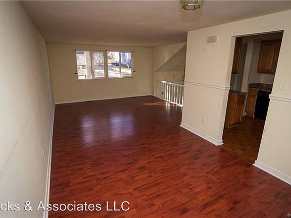 4th image of 10329 Crumpets Ln
