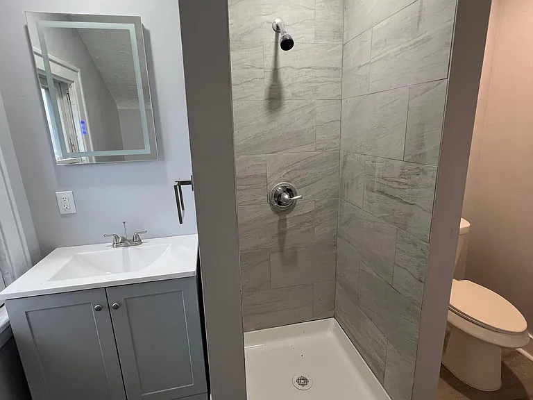 3rd floor bathroom