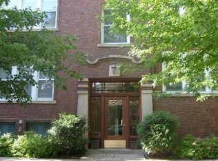 1350 W Glenlake Ave #1, Chicago, IL 60660