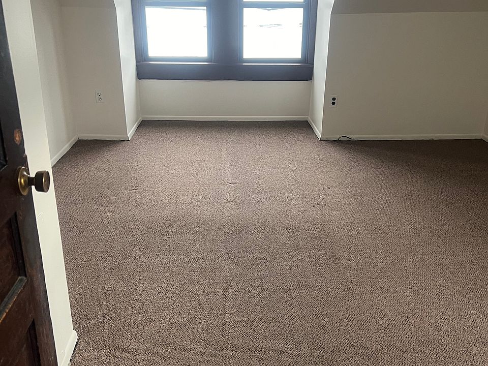 2nd image of 101 E 10th Ave APT 3