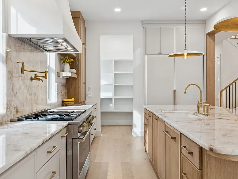 2026 Euclid Ave — Photo 4