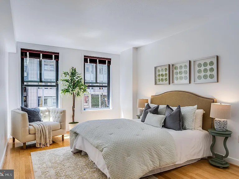 631 D St NW #330 — Photo 12