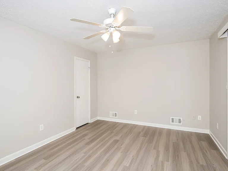 8807 Parliament Pl — Photo 16