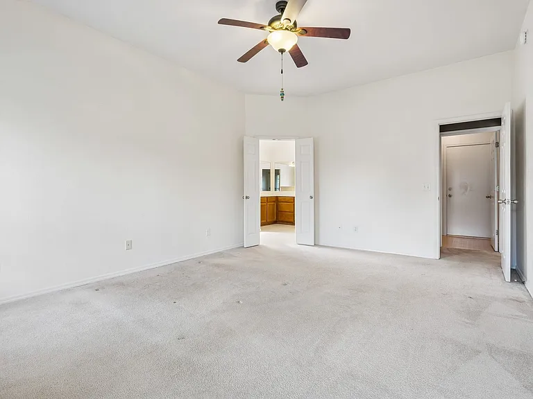 1708 Creekside Ct — Photo 21