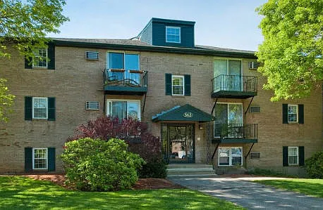 Sagamore Court — Photo 12