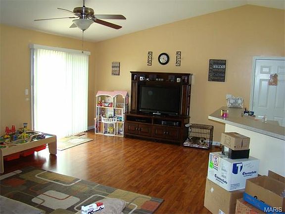 15037959_3