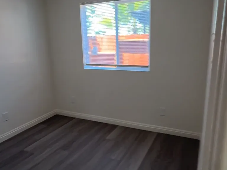 5035 Kensington Way #ADU — Photo 7
