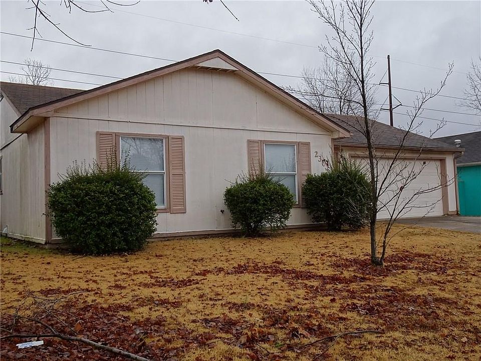 1st image of 2301 S 17th Pl