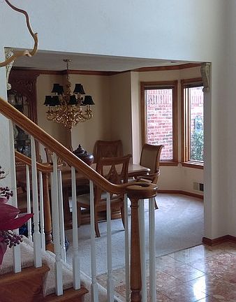 3rd image of 3016 Hilltop Dr