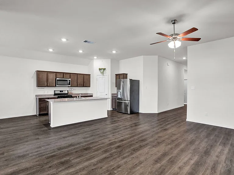 1008 Honey Maple St — Photo 23