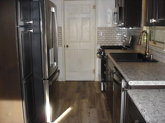4th image of 2801 N 6th St
