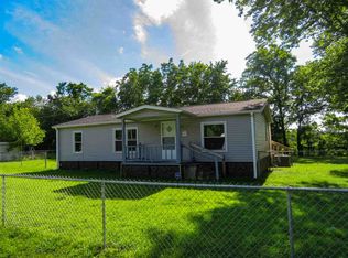 65 Elaine St, Atwood, TN 38220