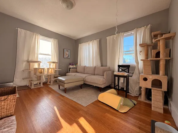 61 Essex St Floor 2, Malden, MA 02148