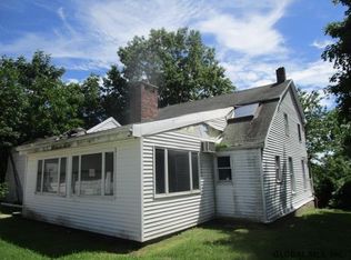 238 Turner Rd, Troy, NY 12182