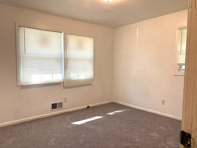 3241 Delmar Ln NW — Photo 9