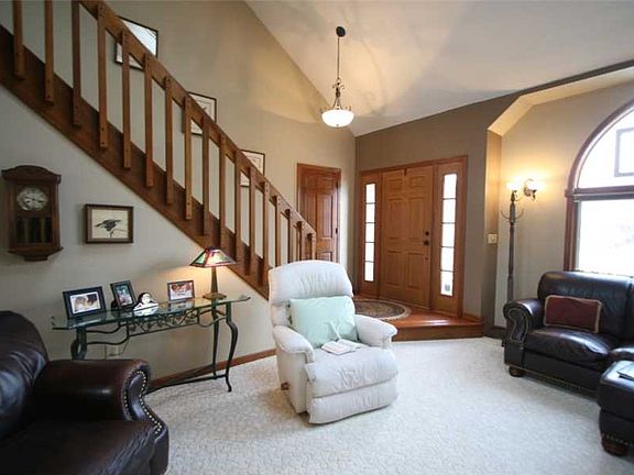 2nd image of 11651 Capistrano Dr