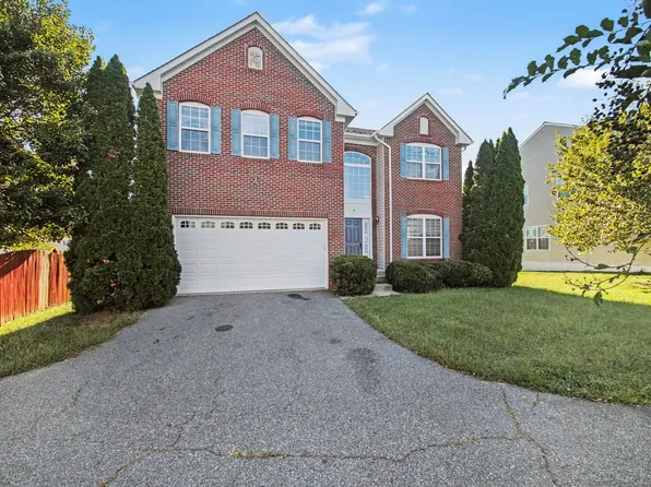3 Brushy Creek Cir, Fredericksburg, VA 22406