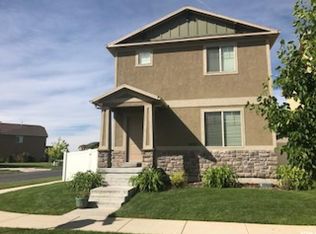 1481 Mare Dr, Farmington, UT 84025