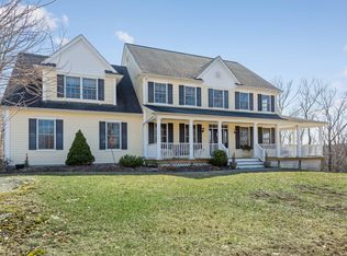 34 Sprucetop Dr, Mahopac, NY 10541