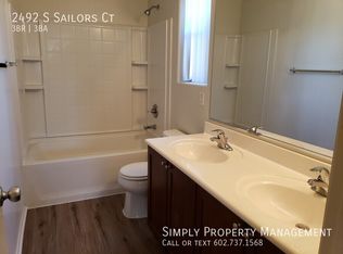 2492 S Sailors Ct, Gilbert, AZ 85295