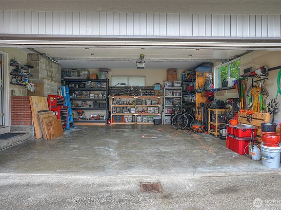 4th image of 1258 Huson Drive