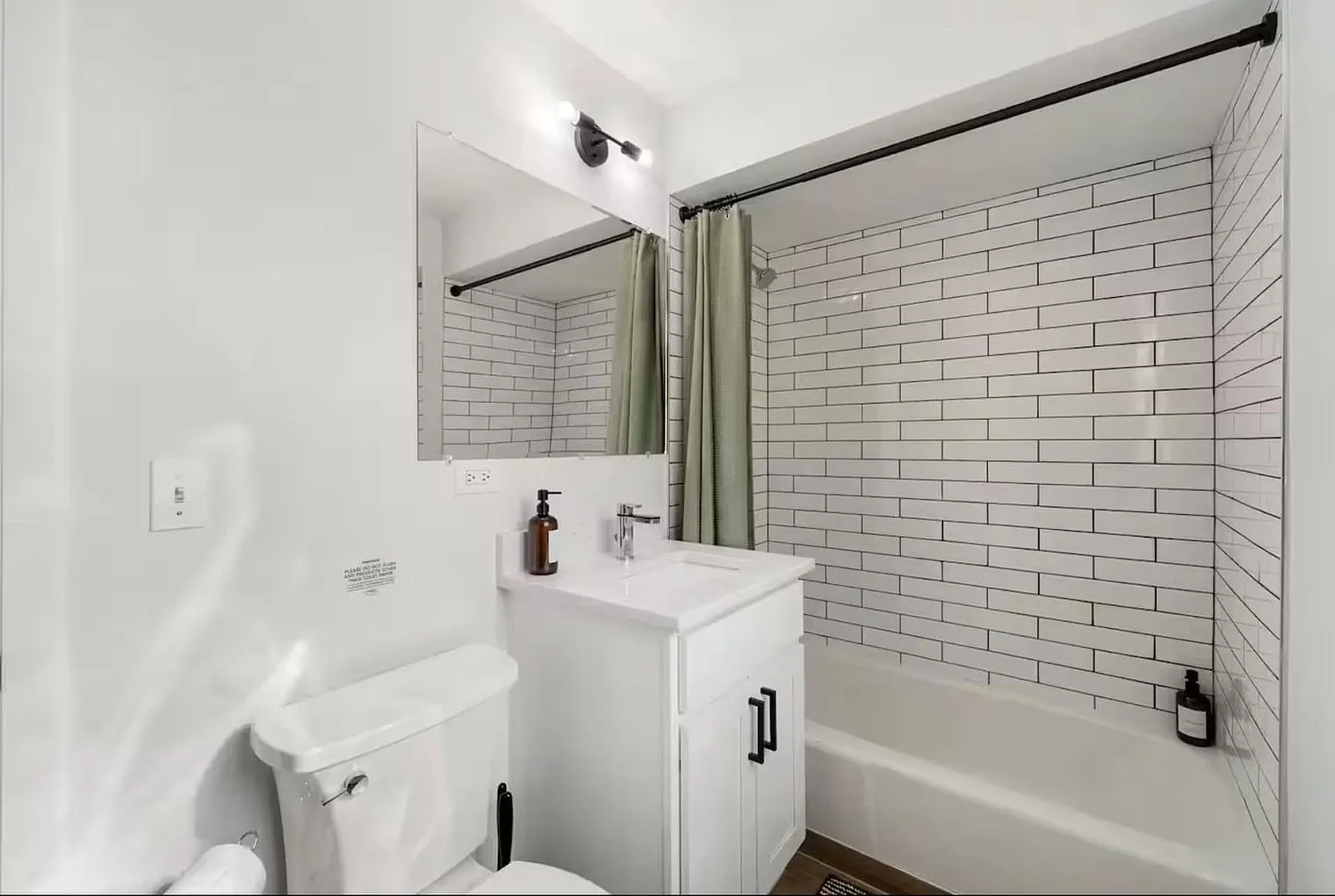 1 bed, 1.0 bath, 893 sqft, $2,797 — Photo 4