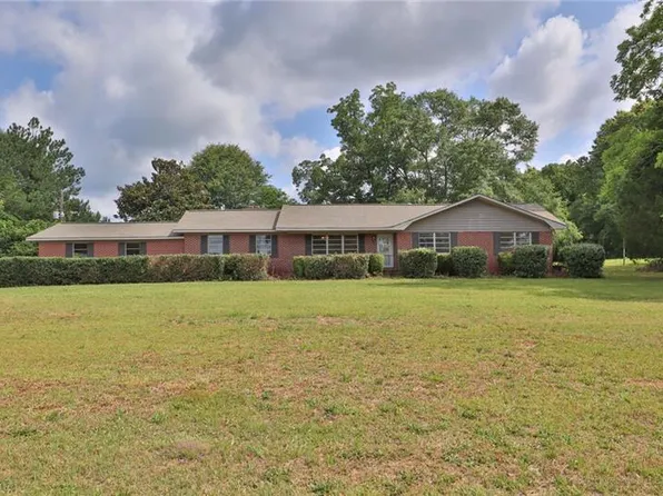 65771 Highway 22, Roanoke, AL 36274