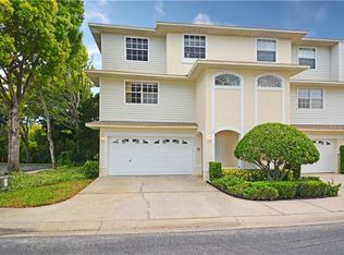 8253 Eagles Park Dr N, Saint Petersburg, FL 33709