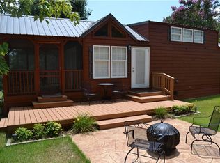 820 S Fleetwood Ln, Fair Play, SC 29643